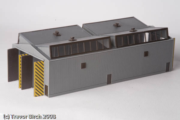 Peco N Gauge Diesel Train Shed